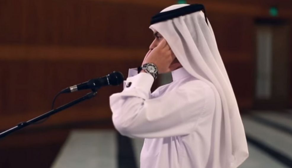 6 Adab saat Mendengar Adzan Berkumandang, Ingat Ya!