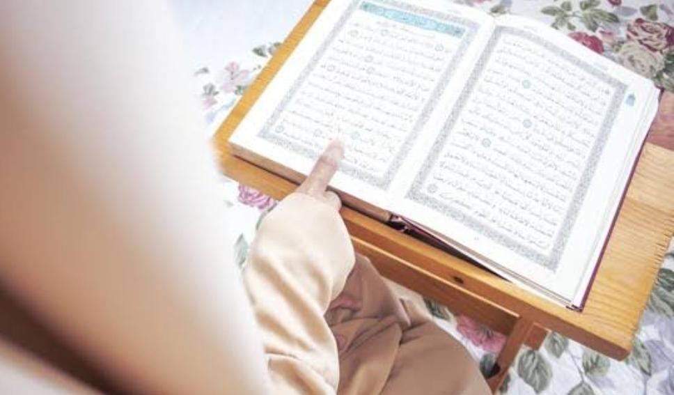 Menarik Tuah Surat Al-Falaq Ayat 3, Melindungi Manusia dari Jahatnya Kegelapan Malam