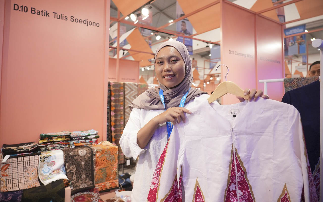 Berkat Pemberdayaan BRI, Pengusaha Batik Tulis Ini Bawa Warisan Budaya ke Pasar Global