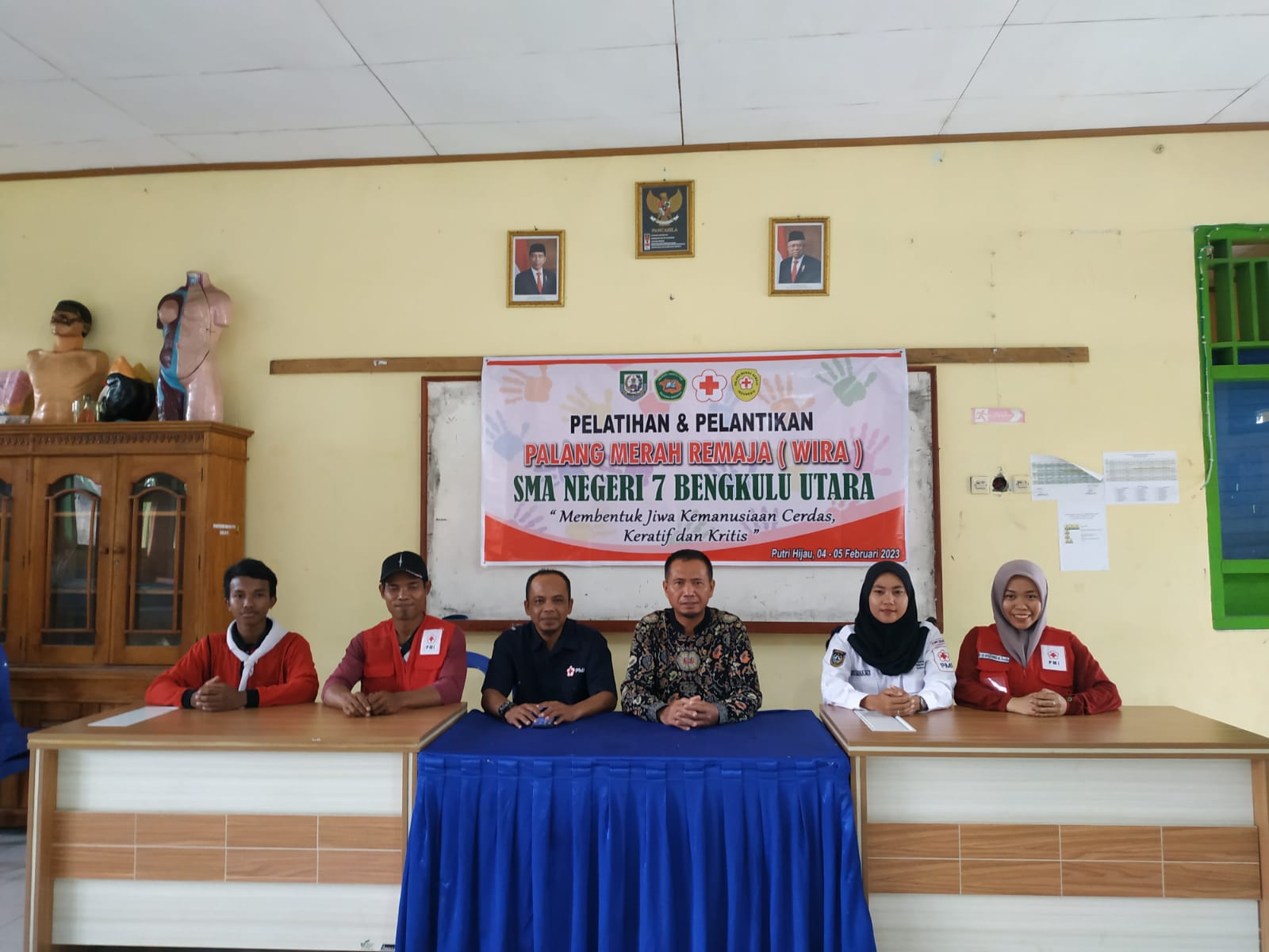 Jalani Diklat dan Pelantikan, Kepsek Tekankan Tiga Amanat ke Anggota PMR Wira SMAN 07 Bengkulu Utara