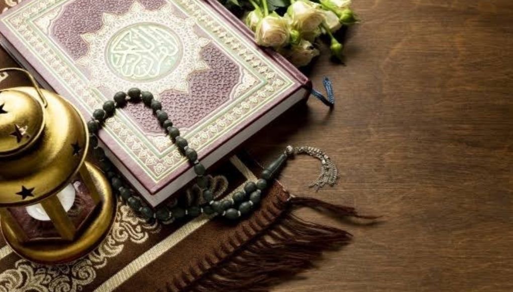 Lirik Sholawat Kullul Qulub Lengkap dengan Terjemahannya