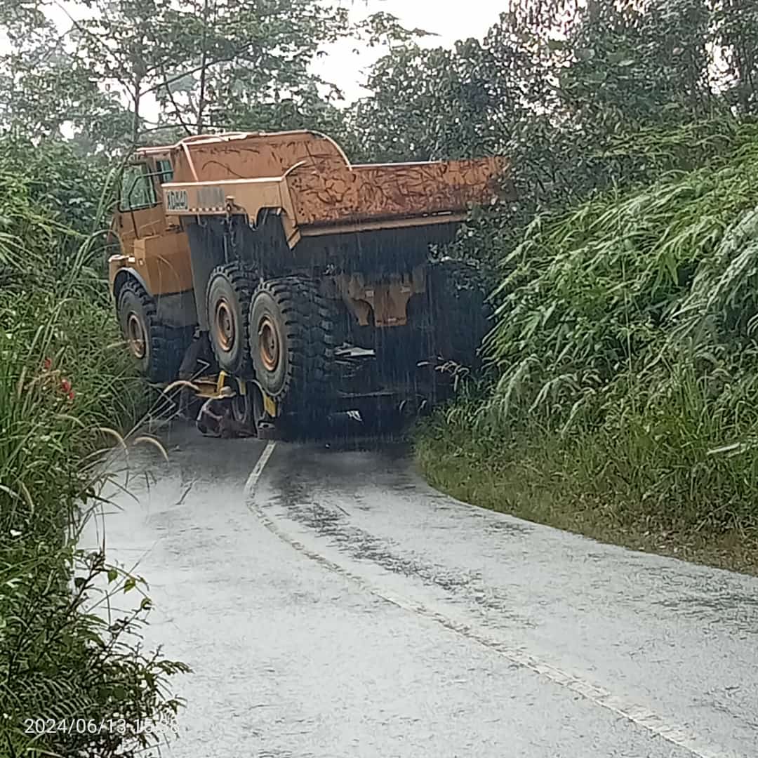 Truk Bermuatan ADT Kembali Berulah, Akses Menuju Lebong Tertutup