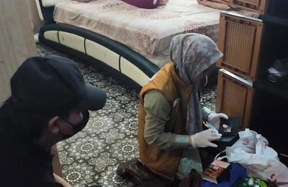 Penggeledahan Berlanjut, 3 Rumah Keluarga Cik Oboy Jadi Sasaran
