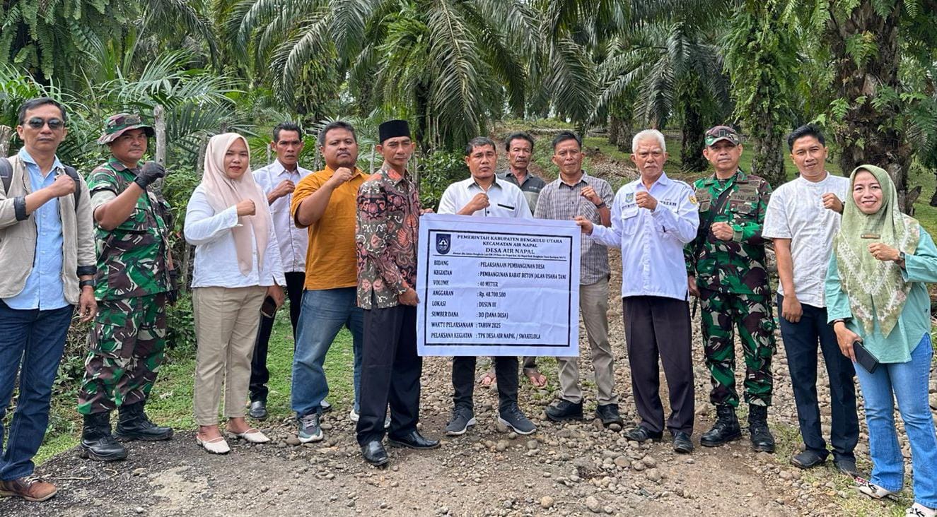 Pemdes Air Napal Salurkan BLT DD dan Titik Nol Pembangunan TA 2025