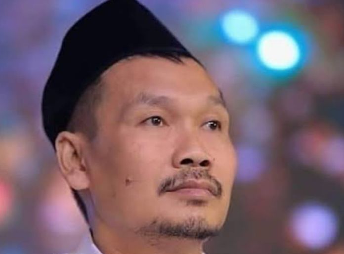 Gus Baha Ungkap Keutamaan Surat Al Mulk, Bisa Terhindar dari Siksa Kubur