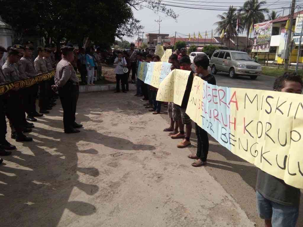 RM Didesak Buat Pengunduran Diri Secara Tertulis