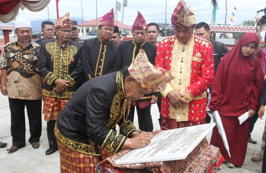 Tugu Presidium Rp 3,4 Miliar, Diresmikan