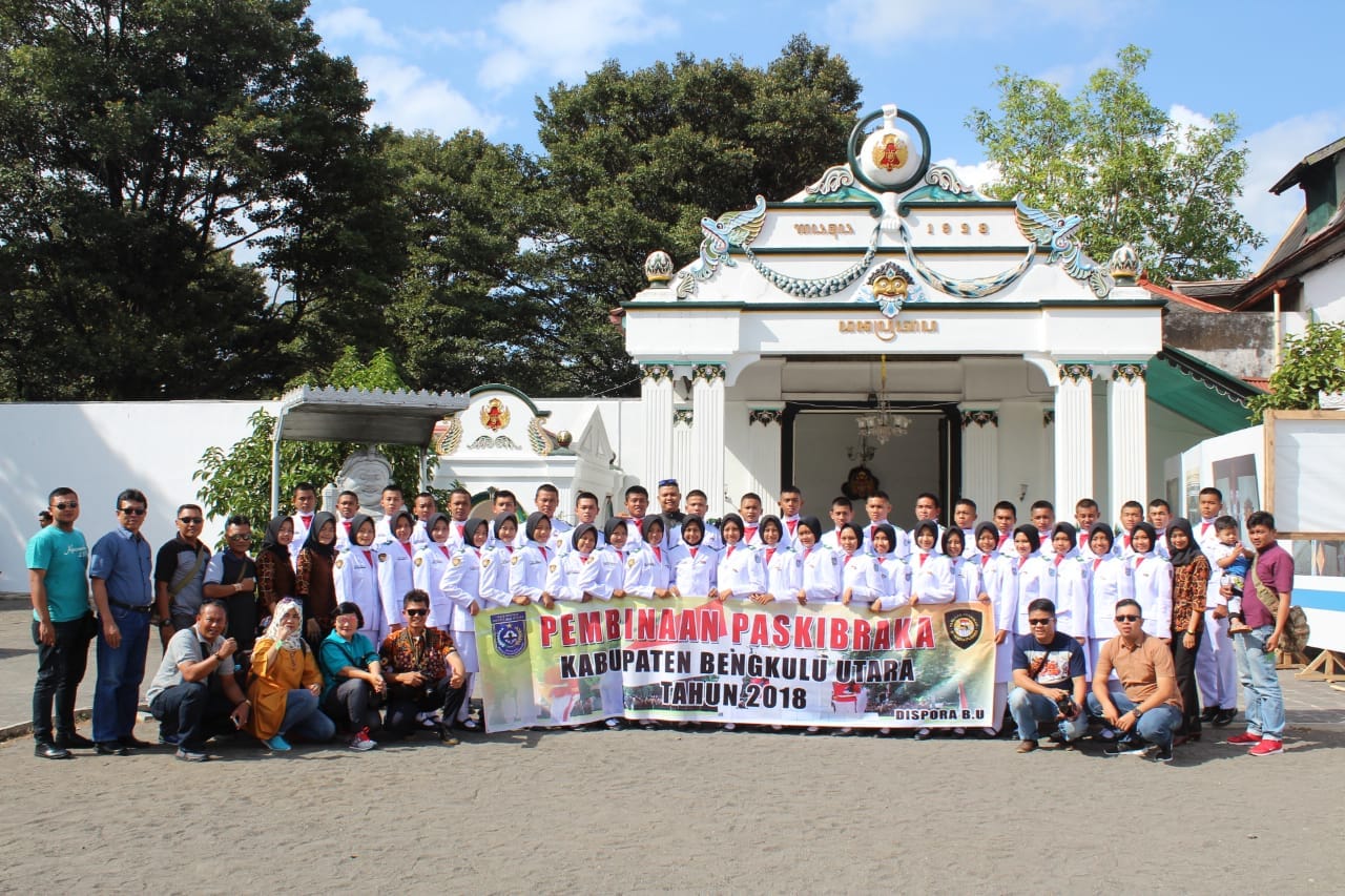 Paskibra BU Study Tour ke Kota Pelajar