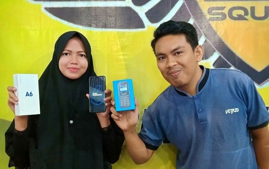 Beli Samsung A6 di MJ Cell, Bonus HP