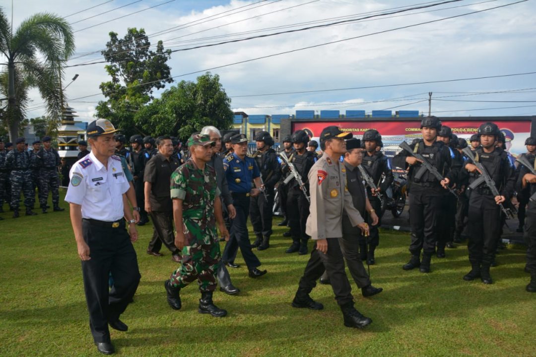 Ops Lilin Nala, Personil TNI Backup Aparat Kepolisian