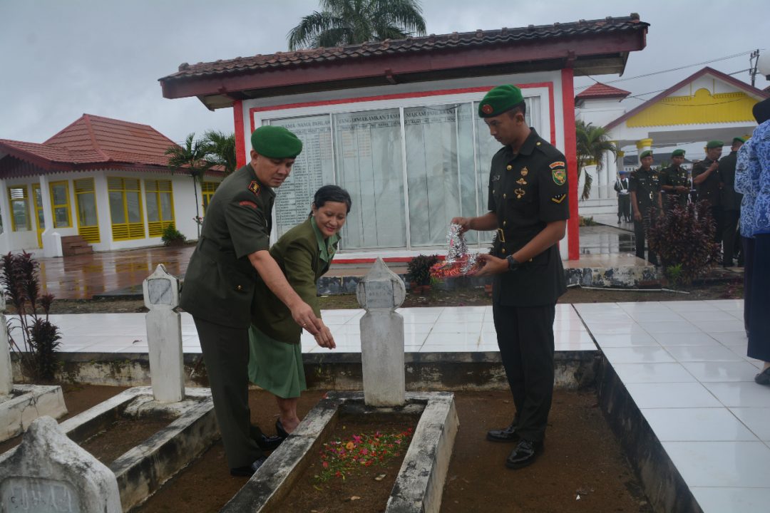 Personil TNI Diminta Teladani Perjuangan Pahlawan
