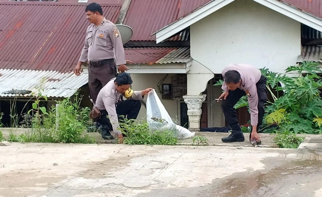 Hari Sampah, Kapolsek Pimpin Bersih-bersih