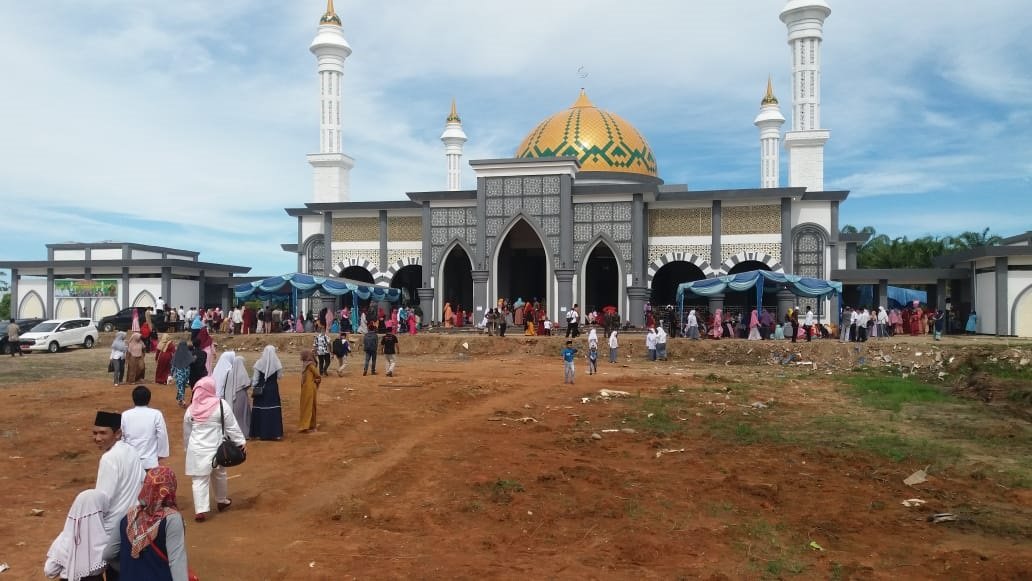 Bupati Resmikan Masjid Agung Baitul Huda