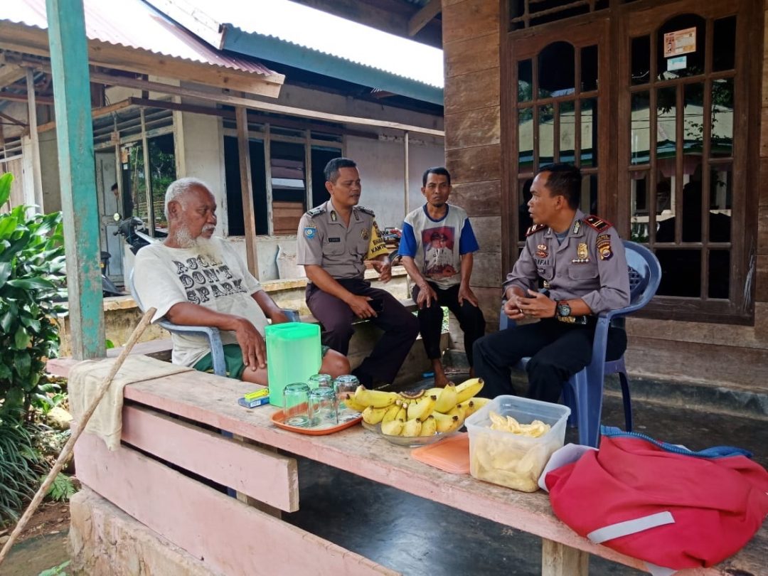 Pemilu Aman, Kapolsek Giat Sambangi Warga