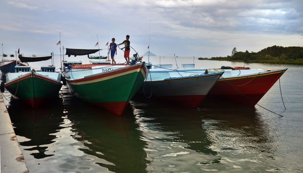 DKP Beli 7 Unit Perahu Nelayan
