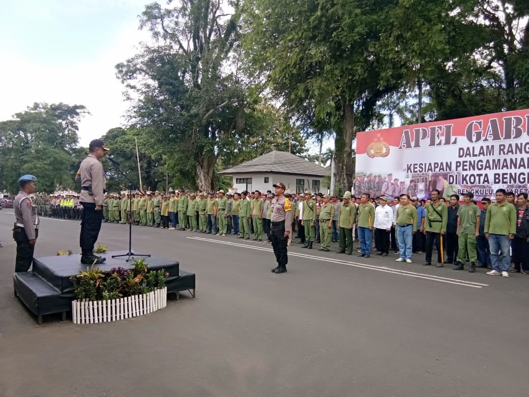 Personel KODIM 0407/BKL Dan Polres Bengkulu Gelar Apel Gabungan Dalam Rangka Pengamanan Pemilu 2019