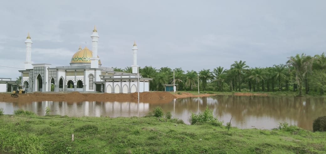 Parit Mampet, Komplek Perkantoran Terendam Banjir