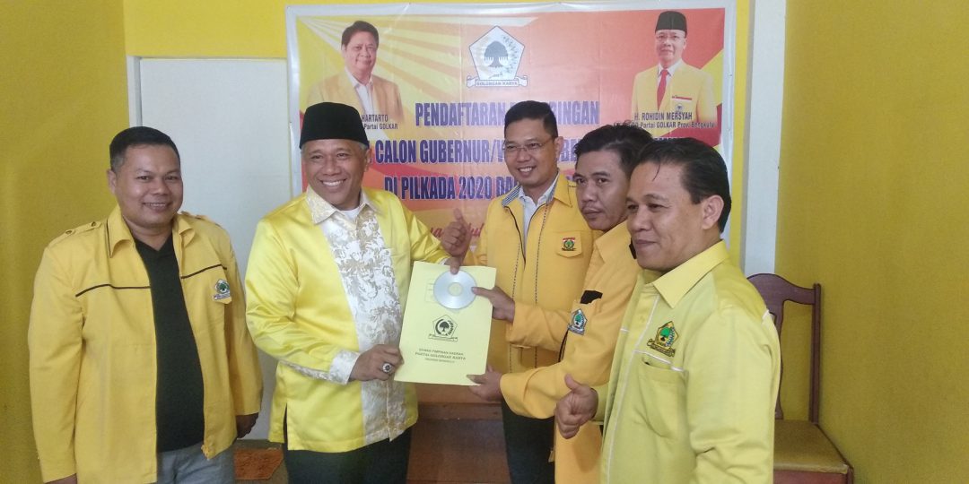 Imron Ambil Formulir Cagub di Golkar