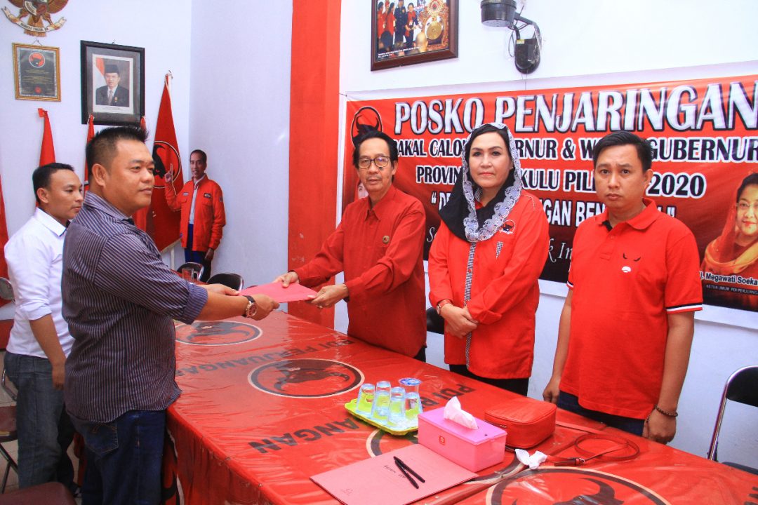 Daftar di Golkar, Agusrin Kembalikan Berkas ke PDIP