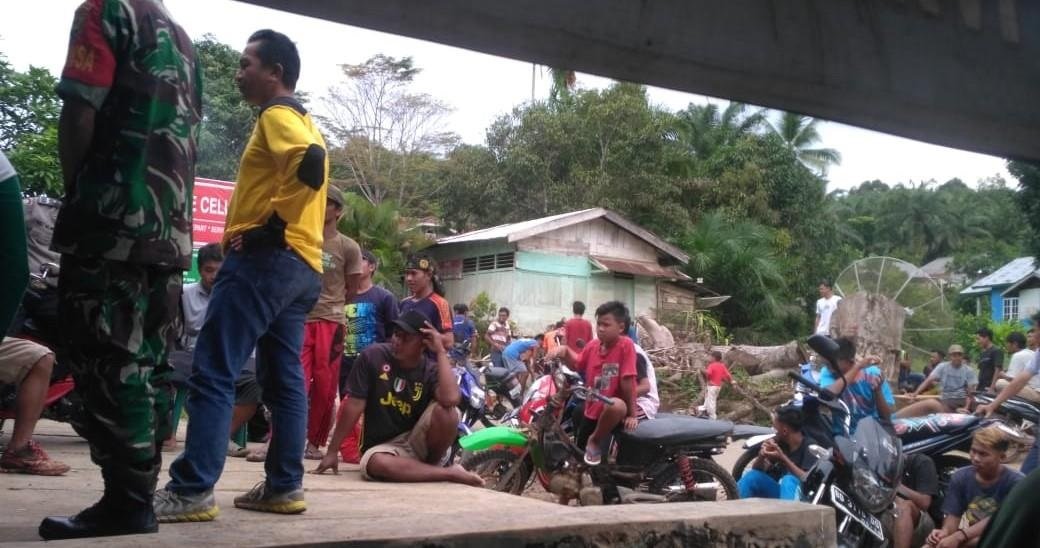 Penertiban Bangunan Pasar Mendapat “Perlawanan”