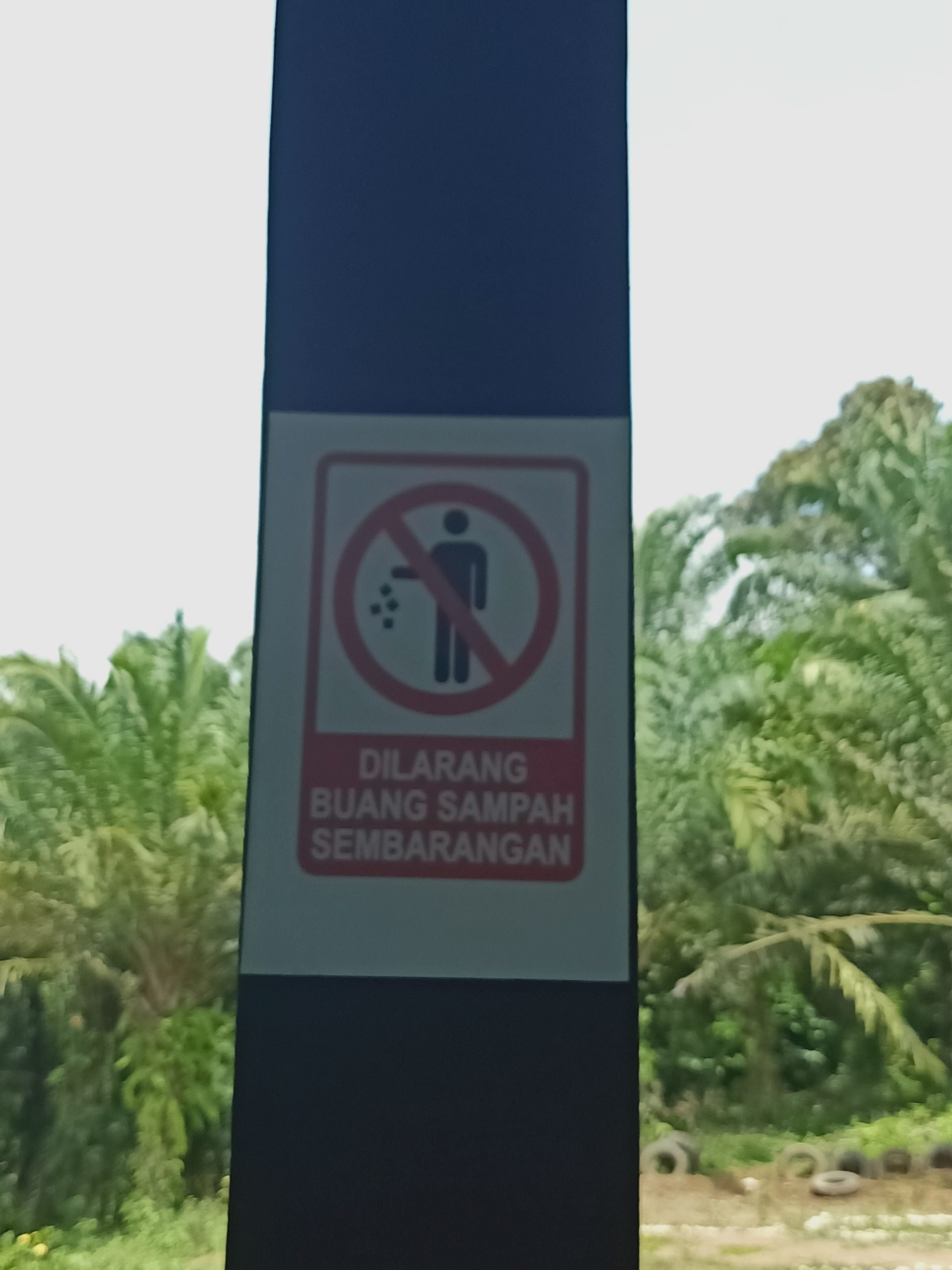 Jangan Buang Sampah Sembarangan