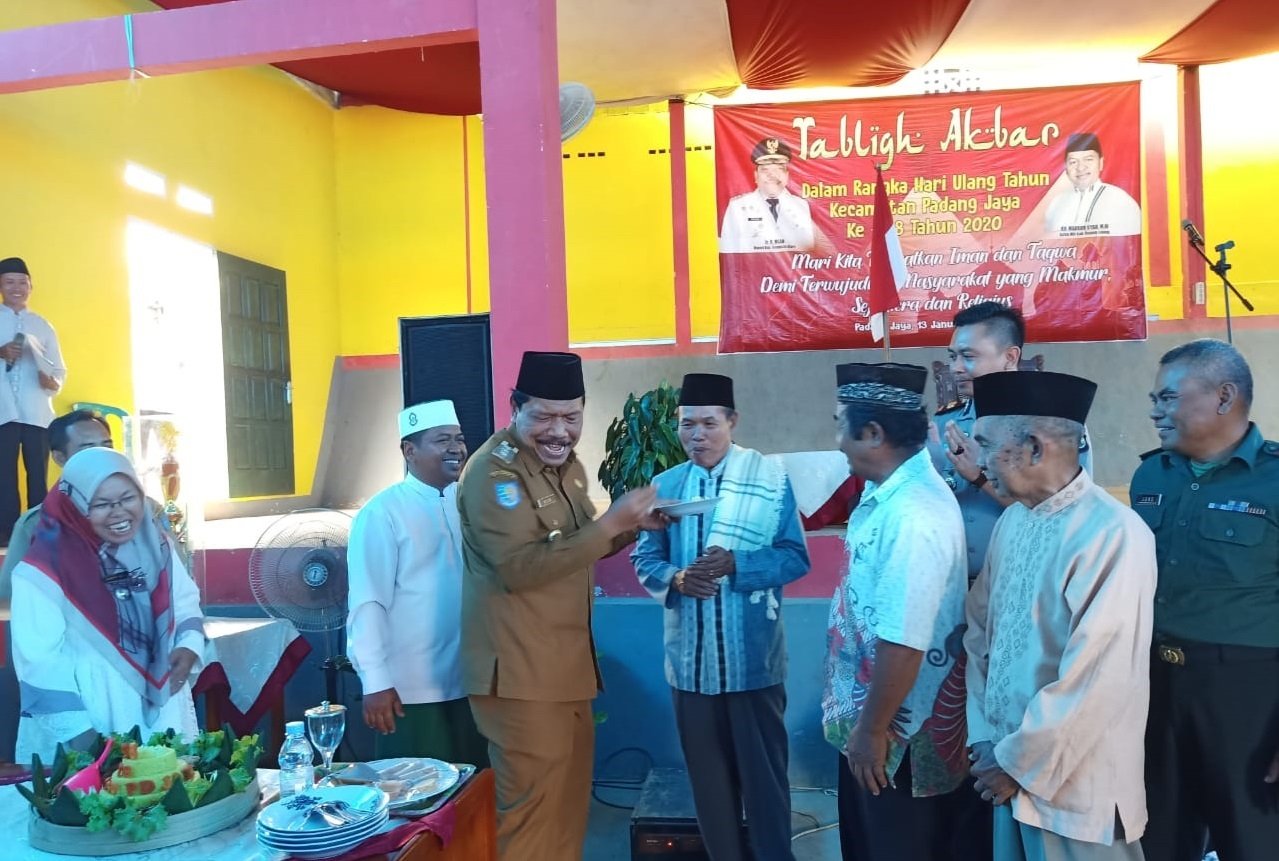 HUT ke-28, Kecamatan Padang Jaya Gelar Tabligh Akbar