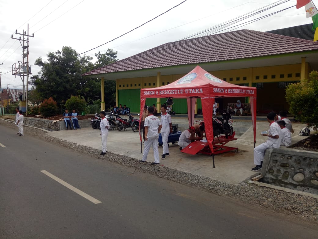 Belajar Wirausaha, SMK 2 Buka Bengkel Gratis Praktek Pelajar