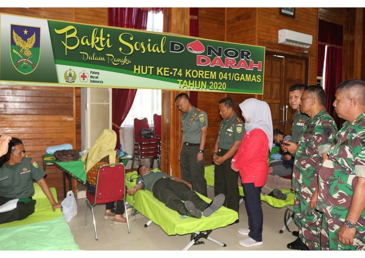 Sambut HUT Ke-74, Korem 041/Gamas Gelar Baksos Donor Darah