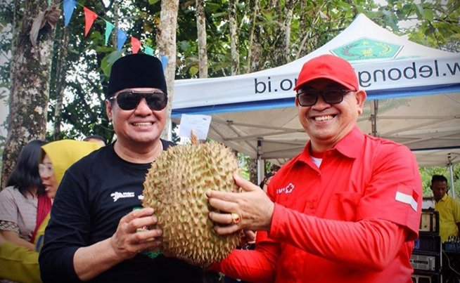 Sukses Gelar Festival Ken-Durian, Lemeu jadi Lautan Manusia