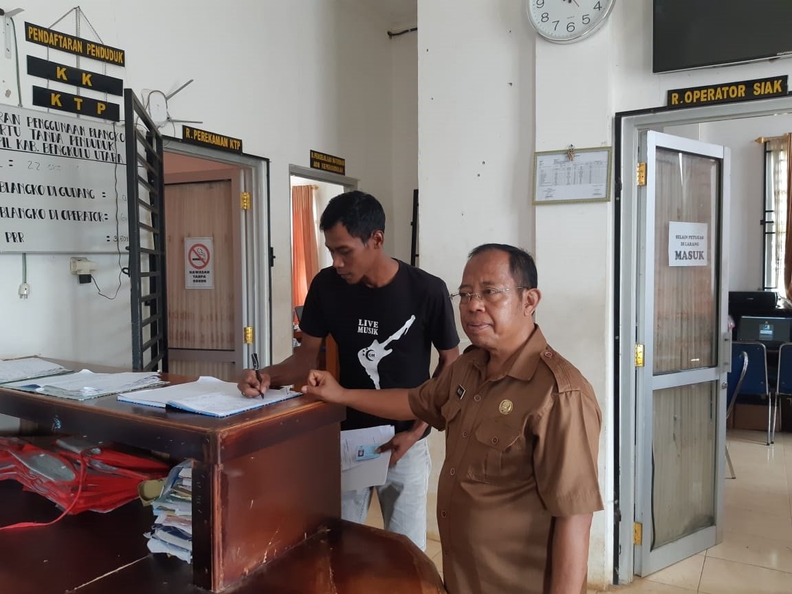 Sudah Rekam E-KTP, Silakan Ambil di Kantor Dukcapil