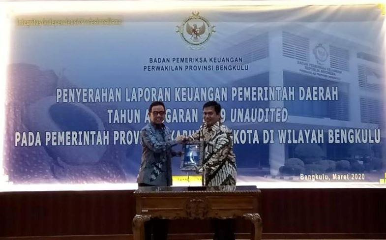 Serahkan LKPD, Bupati Optimis Raih WTP