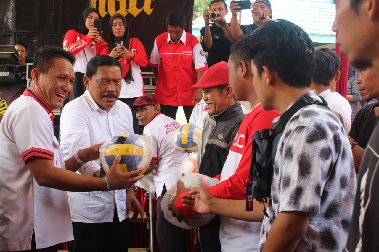 Bangun Pasar, Mian Terus Tingkatkan Layanan Kesehatan