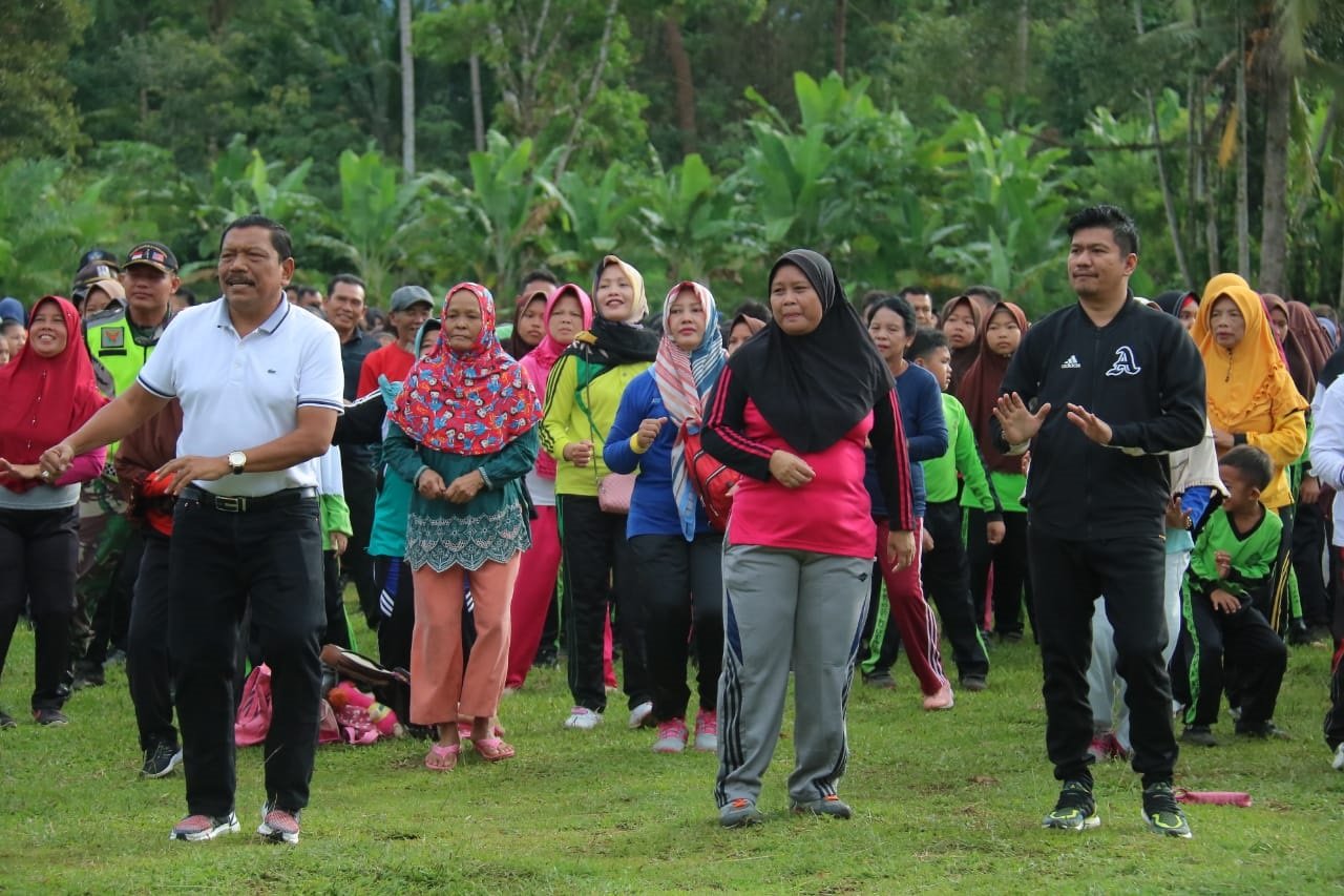 Mian – Arie Ajak Warga BU Rutin Olahraga