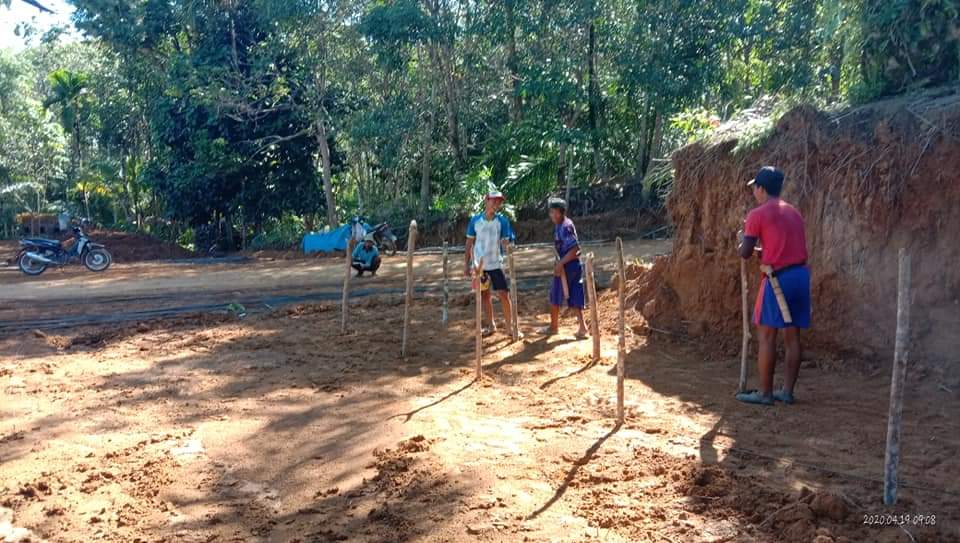 Bukit Makmur Mulai Pelaksanaan Rabat Beton