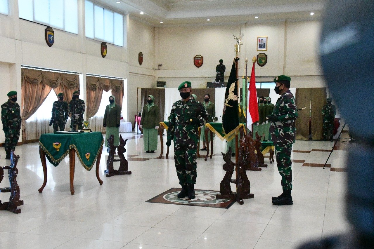 Yanuar Adil Gantikan Dwi Wahyudi Sebagai Danrem 041/Gamas