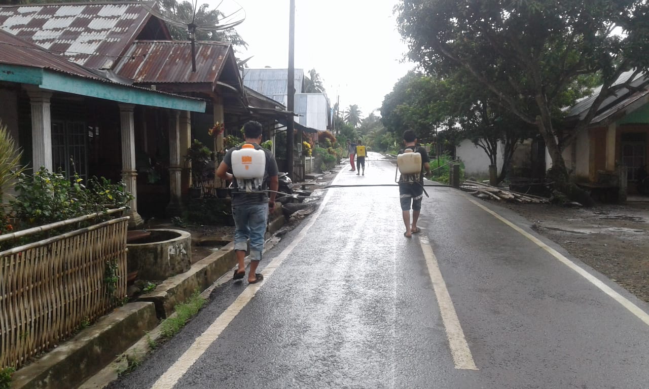 Pemdes Lubuk Lesung Bangun Sumur Bor