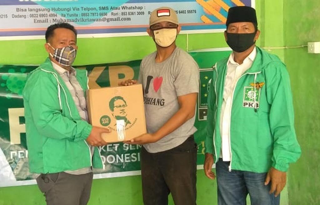 Cak Imin Salurkan 5.000 Paket Bapok di Bengkulu