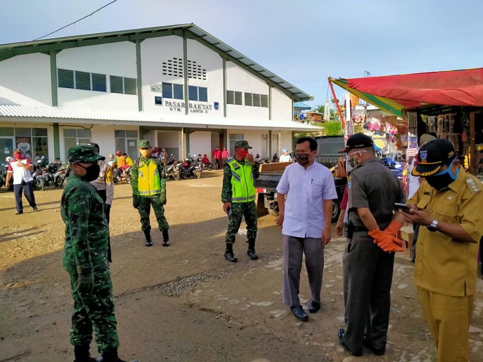 Tak Gunakan Masker, Pedagang dan Pembeli ‘Diusir’