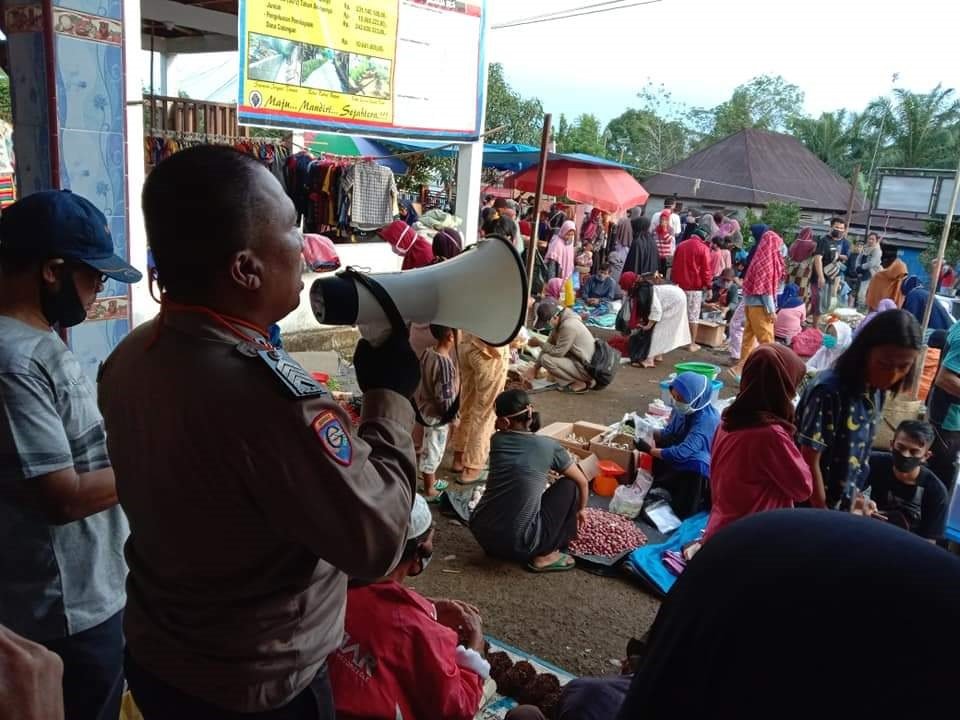 Pengunjung dan Pedagang Pasar Wajib Pakai Masker