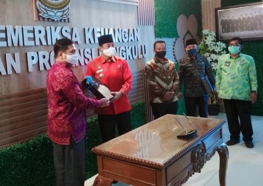 Rosjonsyah Hebat, 4 Kali Berturut-turut Raih WTP