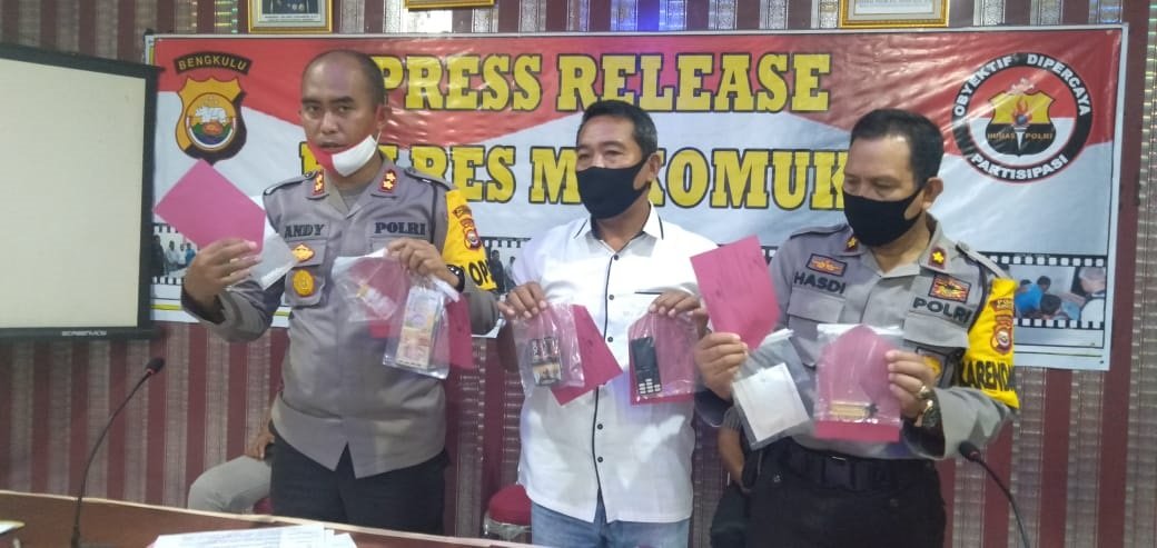 Lagi, Narkoba Mengantarkan Tiga Warga ke Penjara