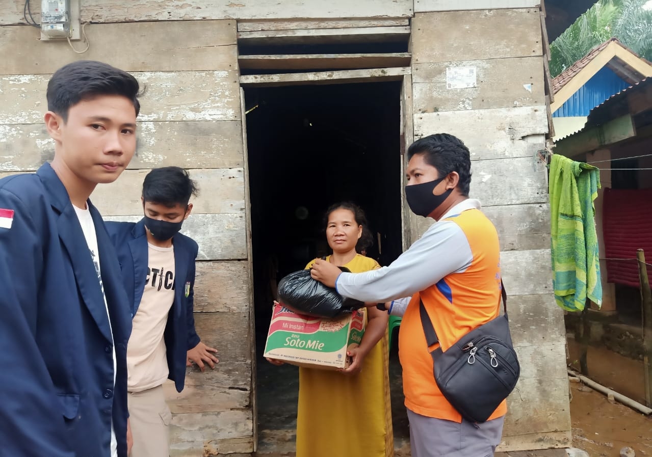 Bantuan Pangan Korban Banjir Cukup Untuk Seminggu