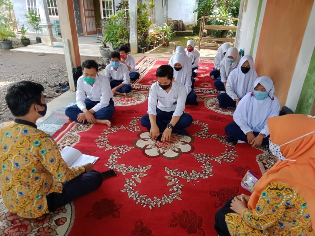 Maksimalkan Proses Belajar di Rumah, Guru MTS TI Home Visit