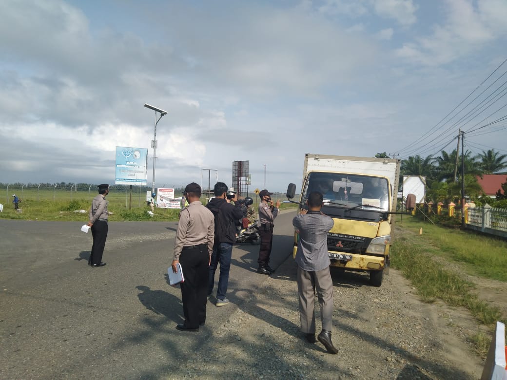 Tak Pakai Masker, Polisi Tegur Puluhan Warga