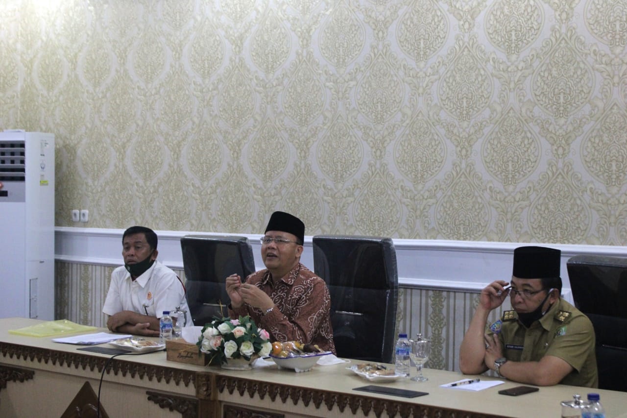 Gubernur Pastikan Reward Pelatih Porwil Segera Cair