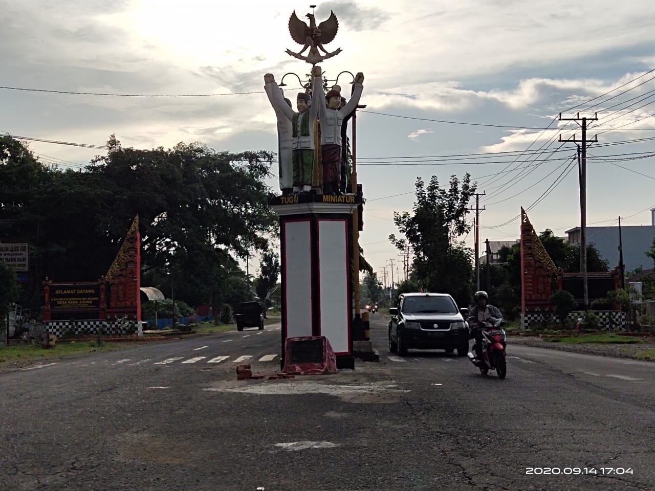 Galungan Didua Tempat Berbeda