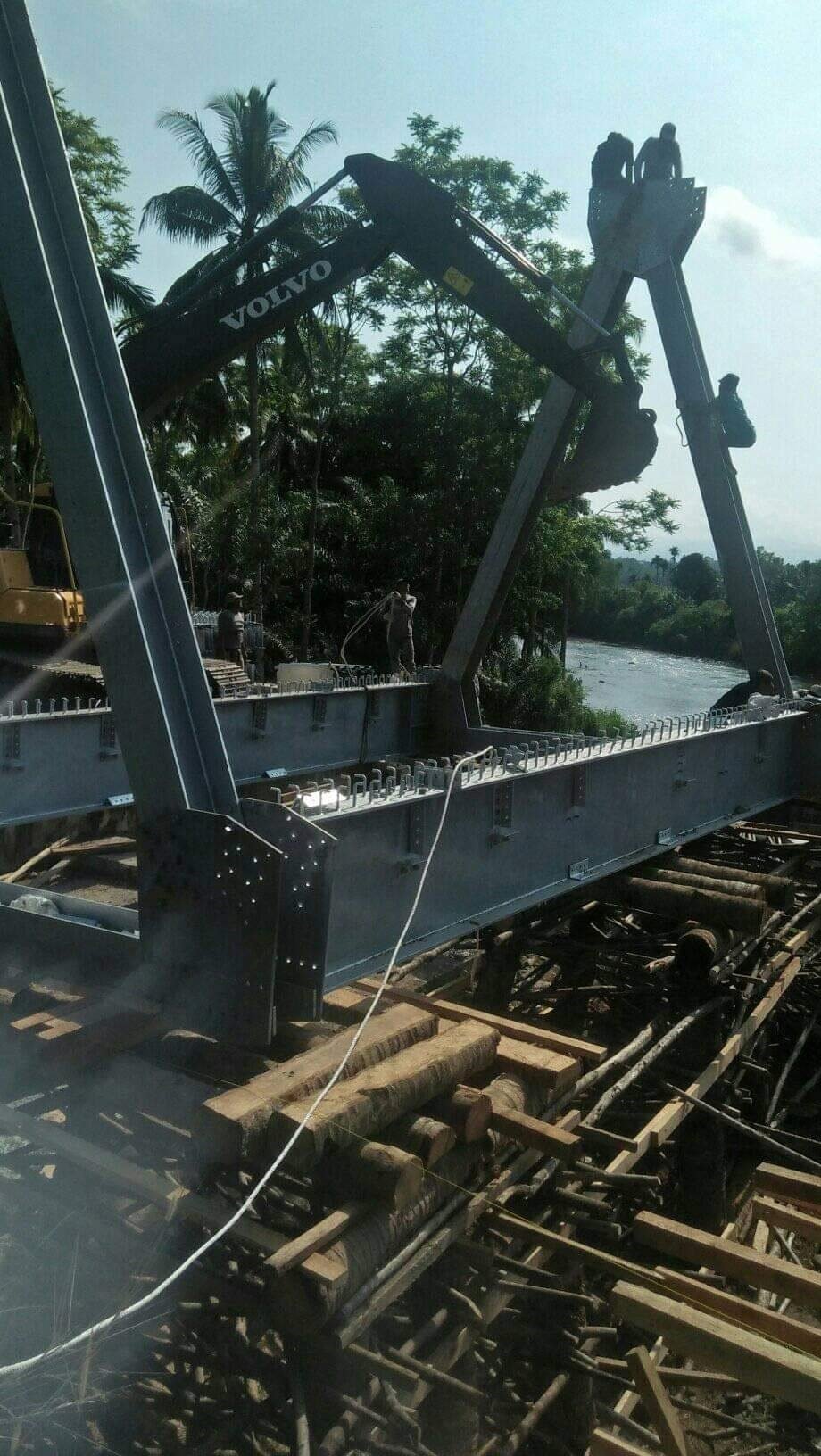 Kerangka Jembatan TAP Mulai Terpasang