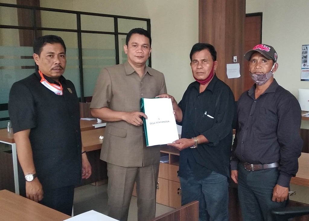 Agricinal Mangkir, Warga Sampaikan Data ke DPRD Provinsi