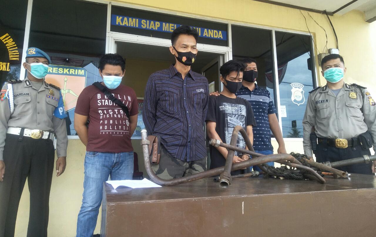 Untuk Beli Rokok, Nelayan Nekad Curi Besi Kapal