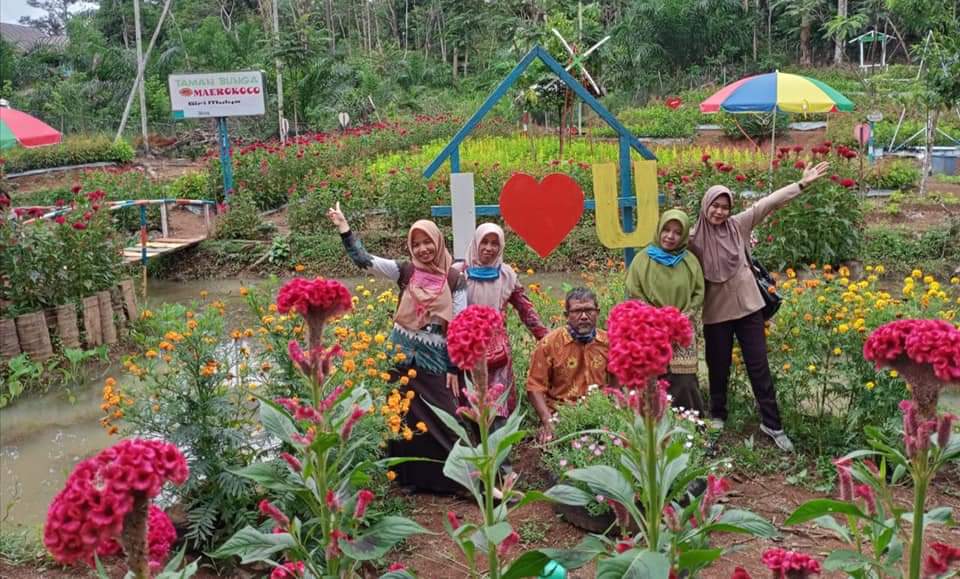 Taman Bunga Giri Mulya Mulai Dikunjungi